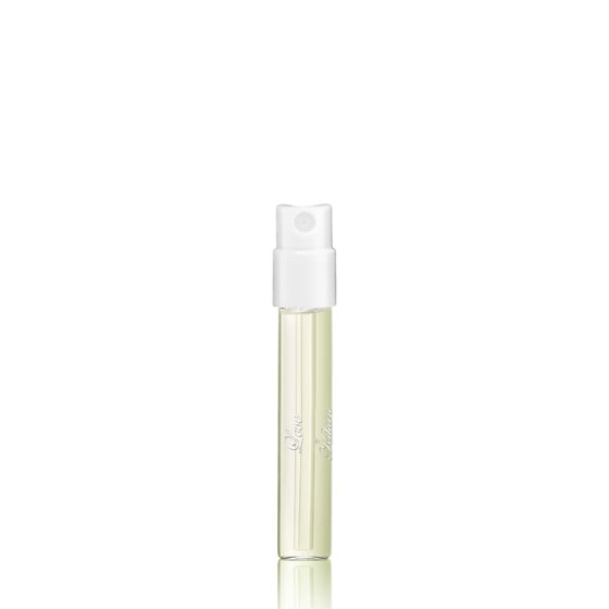 Love, don't be shy Eau Fraiche